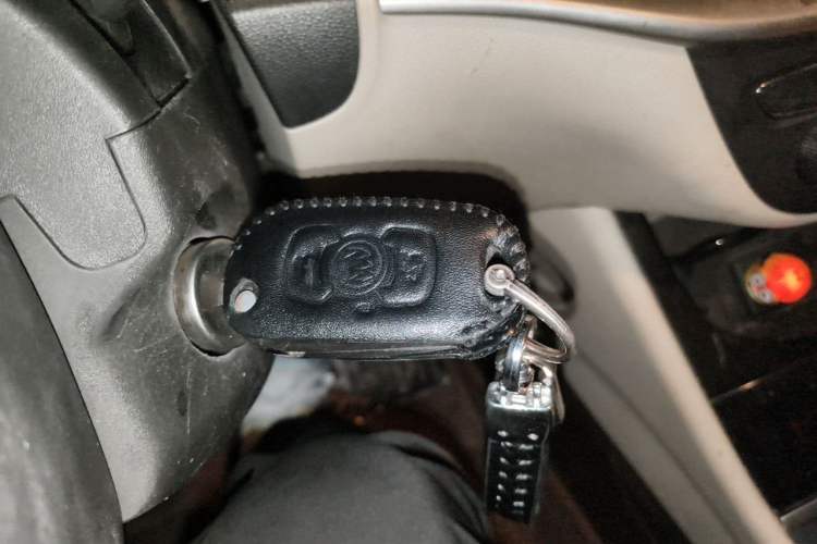 Used Buick Verano 2015 Sedan 15S Automatic Leading Model Vehicle Key