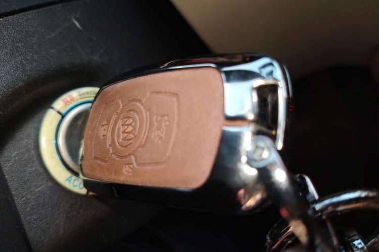 Used Buick Verano 2015 Sedan 15S Automatic Leading Model Vehicle Key