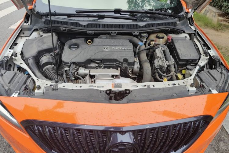 Used Buick Verano 2015 Sedan 20T Dual-Clutch Elite Model Engine Bay