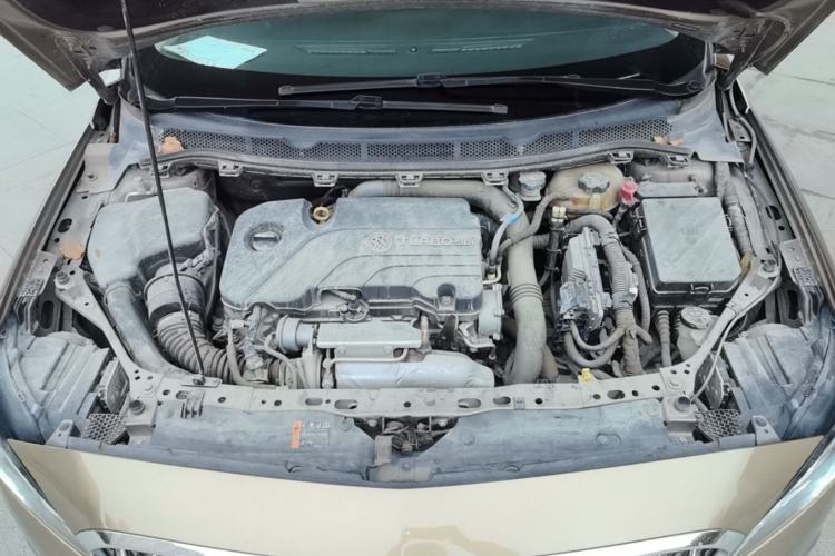 Used Buick Verano 2015 Sedan 20T Dual-Clutch Leading Model Engine Bay