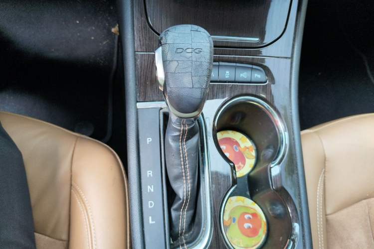 Used Buick Verano 2015 Sedan 20T Dual-Clutch Flagship Model Gear Lever