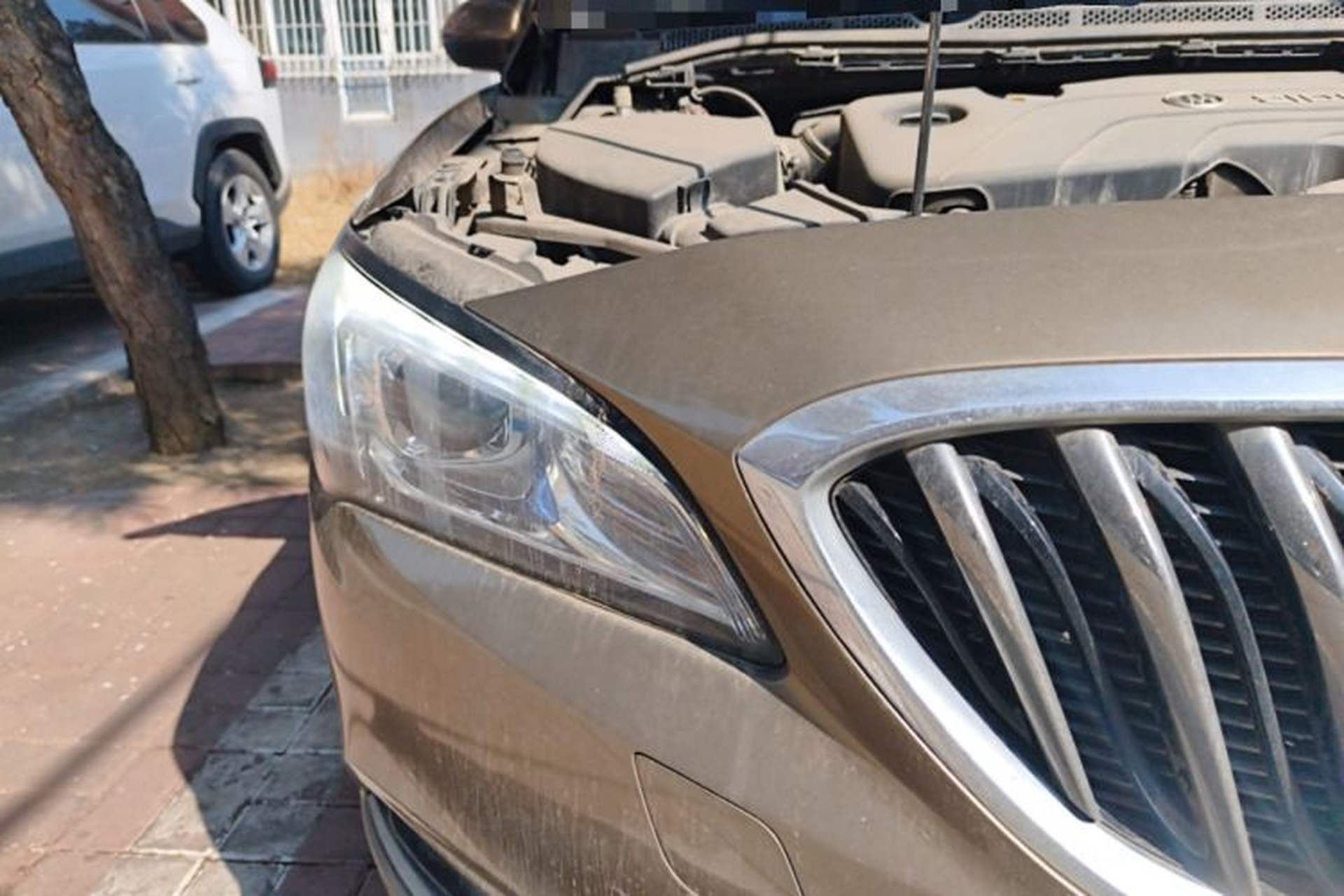 Used Buick Verano 2015 Sedan 15S Automatic Leading Model Right Front Headlight