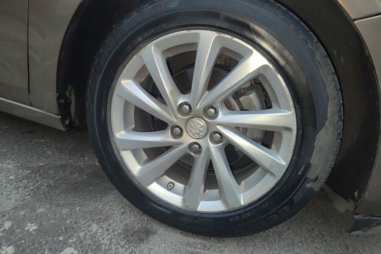 Used Buick Verano 2015 Sedan 15S Automatic Leading Model Right Front Wheel Hub