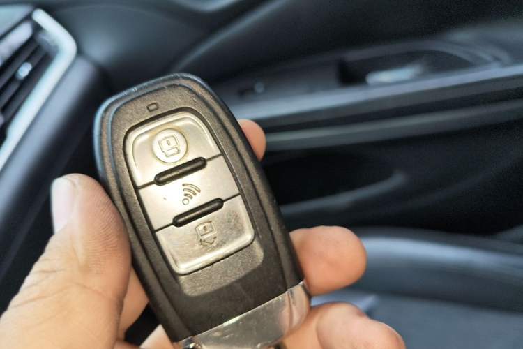 Used Buick Verano 2015 Sedan 20T Dual-Clutch Leading Model Vehicle Key