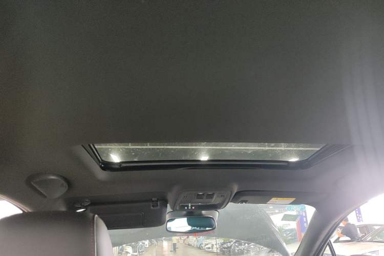 Used Buick Verano 2016 Hatchback GS 20T Dual-Clutch Passionate Sporty Model Headliner