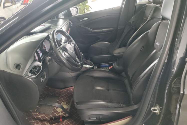 Used Buick Verano 2016 Hatchback GS 20T Dual-Clutch Passionate Sporty Model Left Front Seat