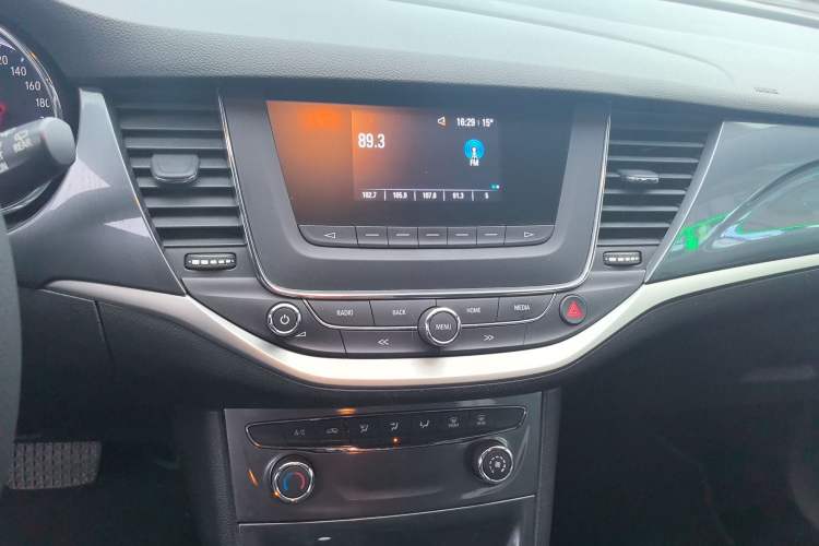 Used Buick Verano 2016 Hatchback 15S Automatic Ambition Model Audio And AC Panel