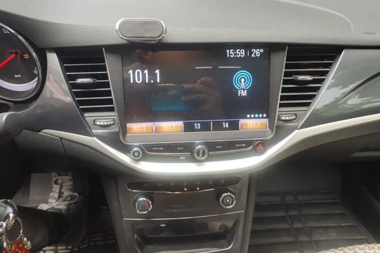 Used Buick Verano 2016 Hatchback 15S Automatic Ambition Model Audio And AC Panel