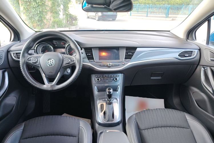 Used Buick Verano 2016 Hatchback 15S Automatic Leading Model Center Console