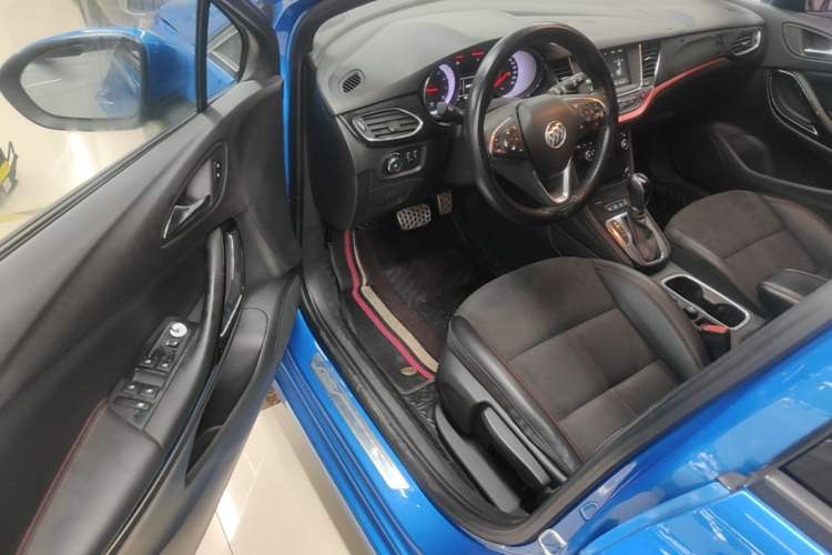 Used Buick Verano 2016 Hatchback GS 20T Dual-Clutch Passionate Sporty Model Driver Seat