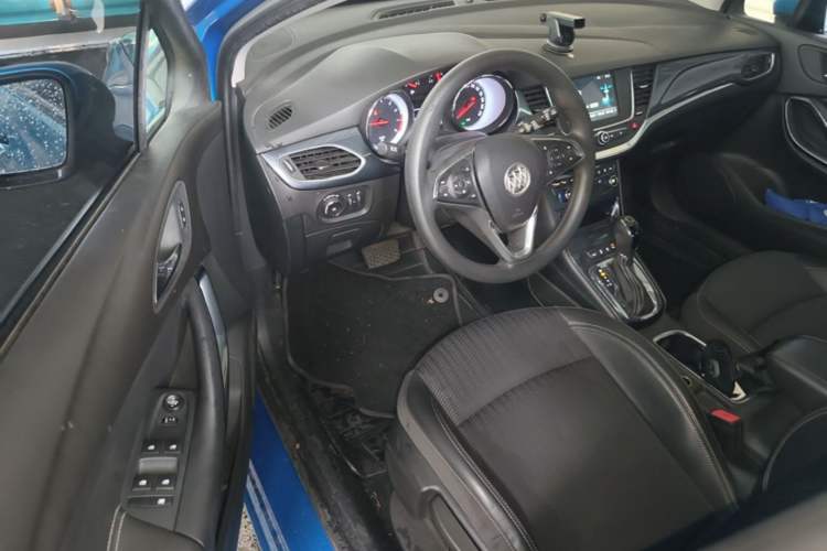 Used Buick Verano 2016 Hatchback 15S Automatic Leading Model Driver Seat