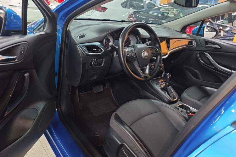 Used Buick Verano 2016 Hatchback 15S Automatic Leading Model Driver Seat