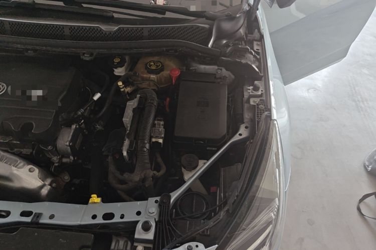 Used Buick Verano 2016 Hatchback 15S Automatic Leading Model Engine Bay Left