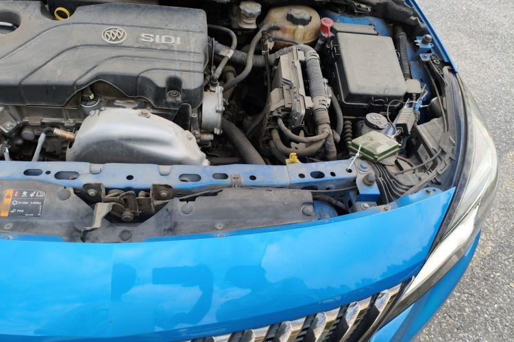 Used Buick Verano 2016 Hatchback 15S Automatic Leading Model Engine Bay Left