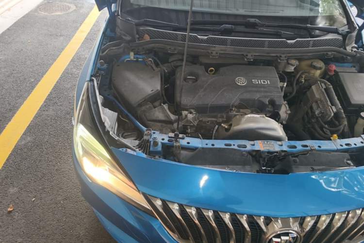 Used Buick Verano 2016 Hatchback 15S Automatic Leading Model Engine Bay Right