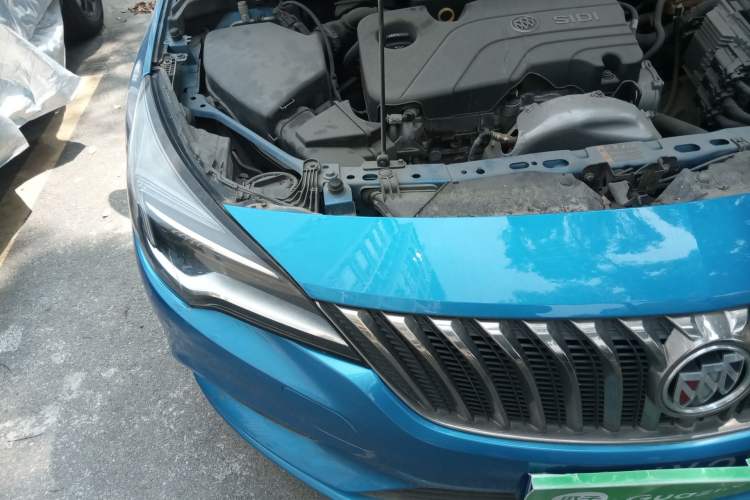 Used Buick Verano 2016 Hatchback 15S Automatic Ambition Model Engine Bay Right