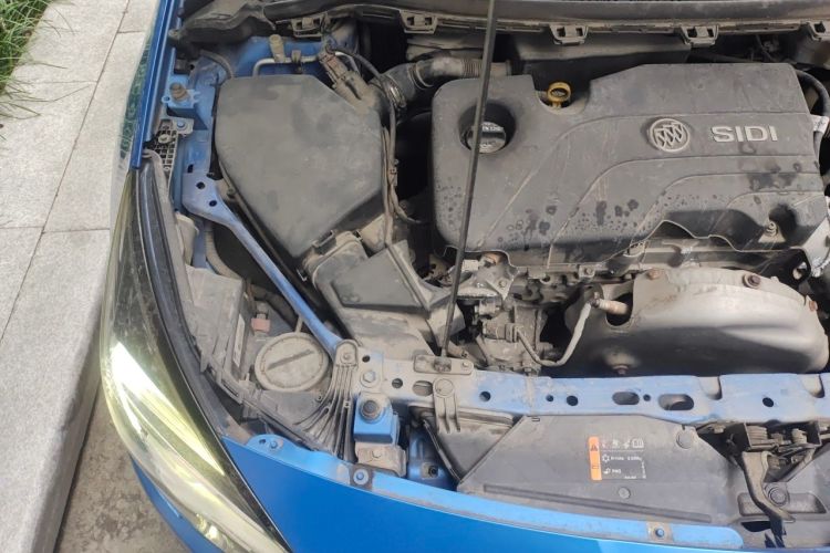 Used Buick Verano 2016 Hatchback 15S Automatic Ambition Model Engine Bay Right