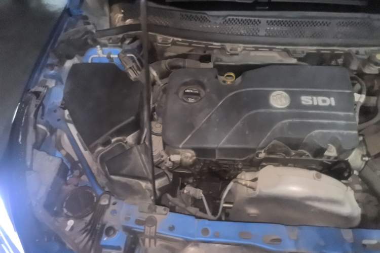 Used Buick Verano 2016 Hatchback 15S Automatic Ambition Model Engine Bay Right