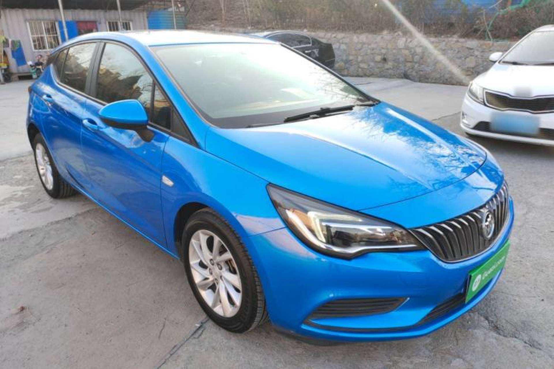 Used Buick Verano 2016 Hatchback 15S Automatic Ambition Model Exterior 2