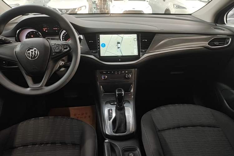 Used Buick Verano 2016 Hatchback 15S Automatic Ambition Model Gear Lever
