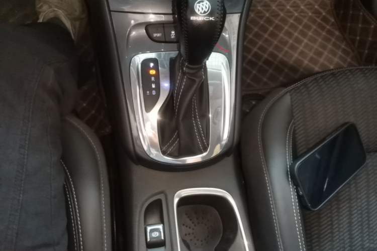 Used Buick Verano 2016 Hatchback 15S Automatic Leading Model Gear Lever