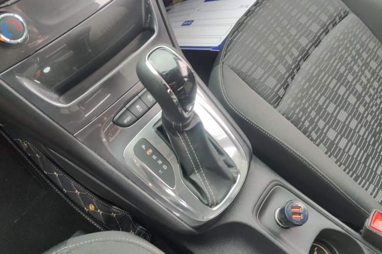 Used Buick Verano 2016 Hatchback 15S Automatic Ambition Model Gear Lever