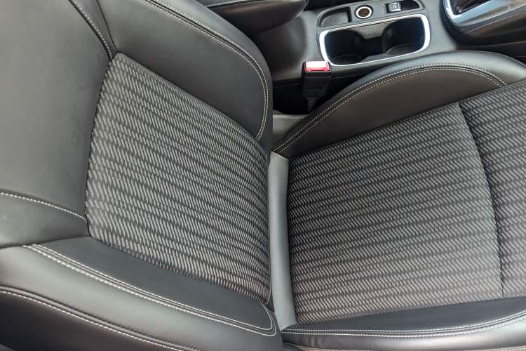 Used Buick Verano 2016 Hatchback 15S Automatic Leading Model Interior 3