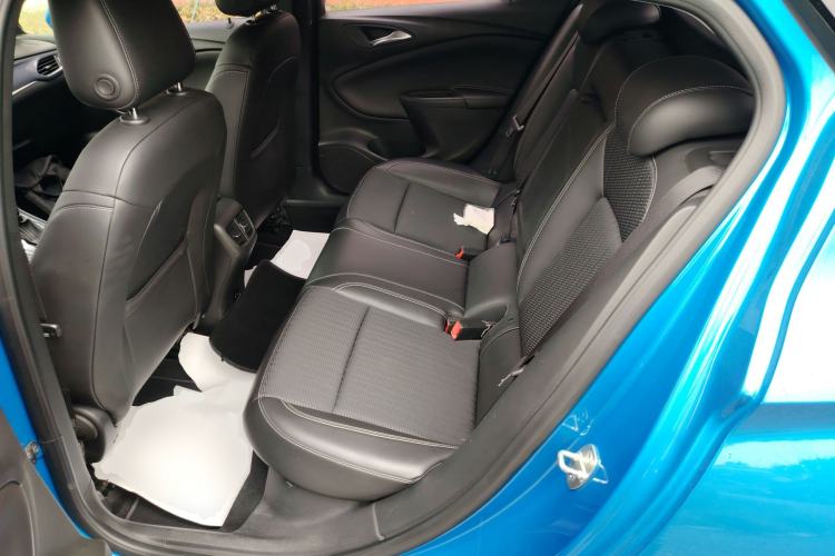 Used Buick Verano 2016 Hatchback 15S Automatic Leading Model Interior 4