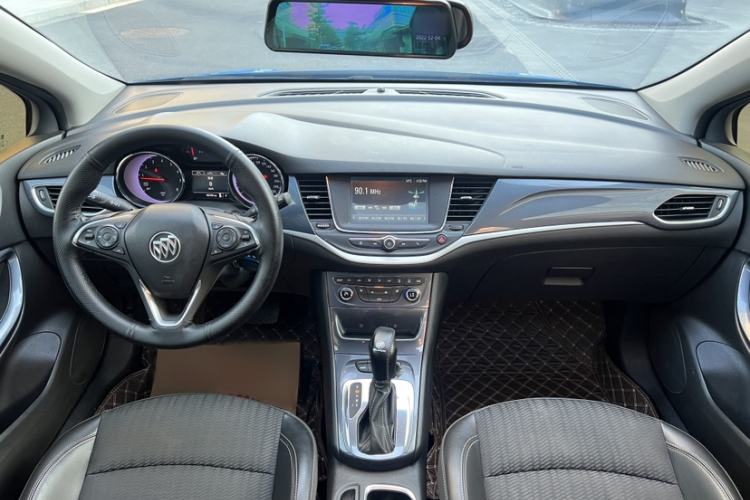 Used Buick Verano 2016 Hatchback 15S Automatic Leading Model Interior 4