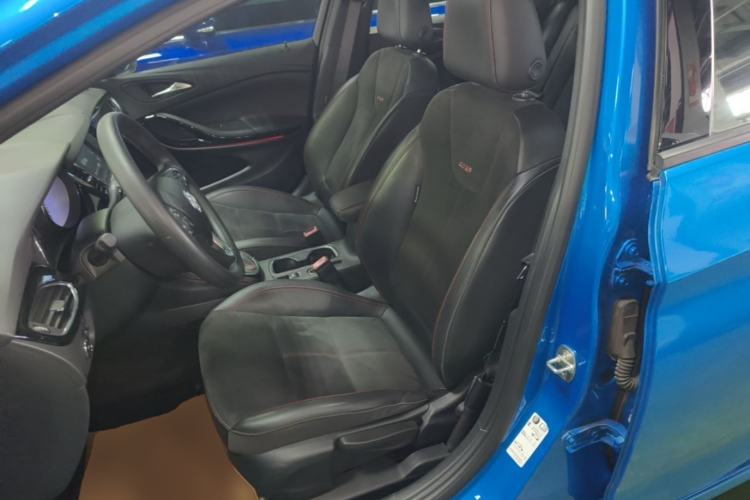 Used Buick Verano 2016 Hatchback GS 20T Dual-Clutch Passionate Sporty Model Left Front Seat