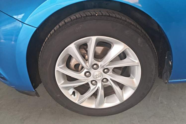 Used Buick Verano 2016 Hatchback 15S Automatic Ambition Model Left Front Wheel Hub
