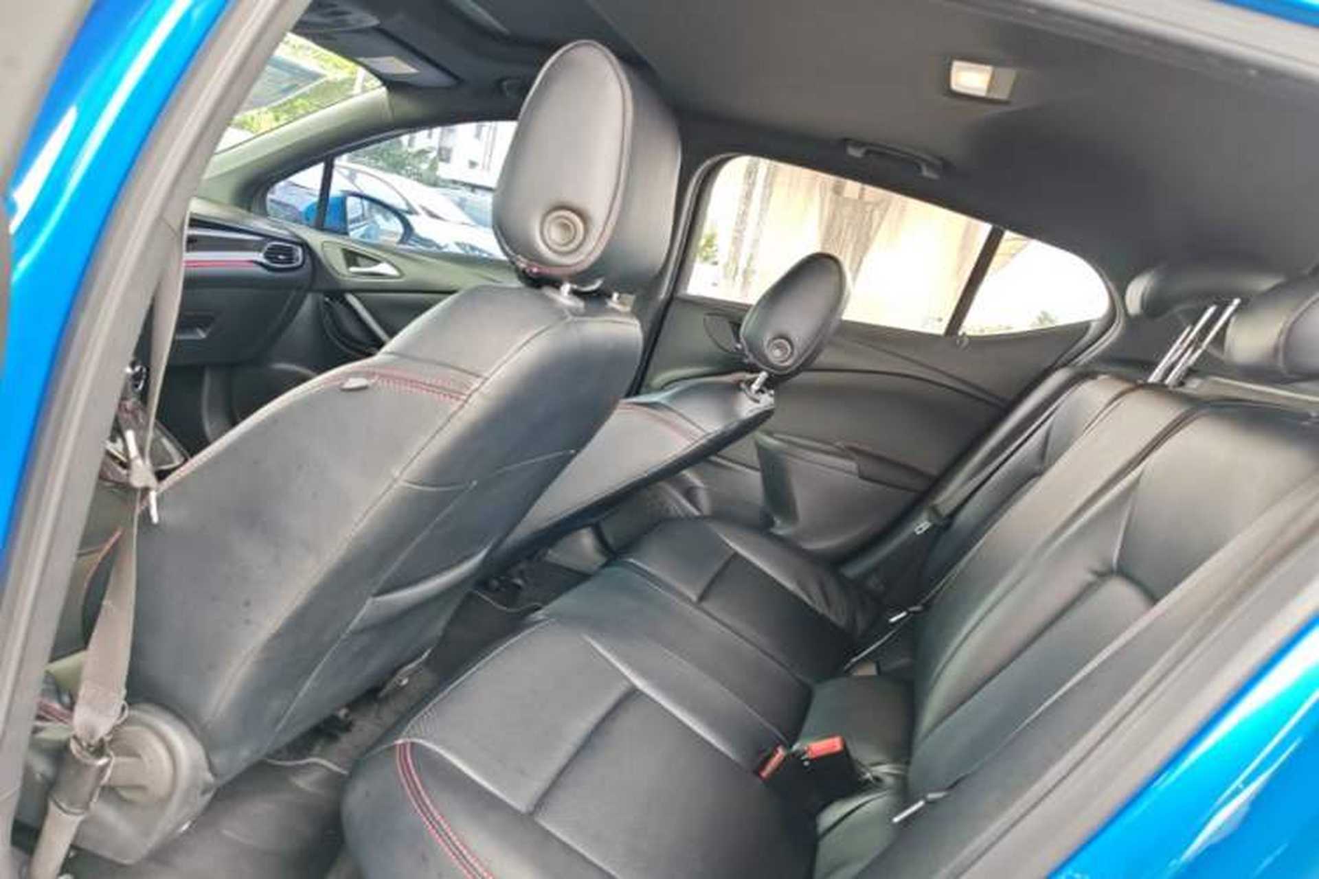 Used Buick Verano 2016 Two-Door GS 20T Dual-Clutch Haoting Sporty Model Left Rear Seat