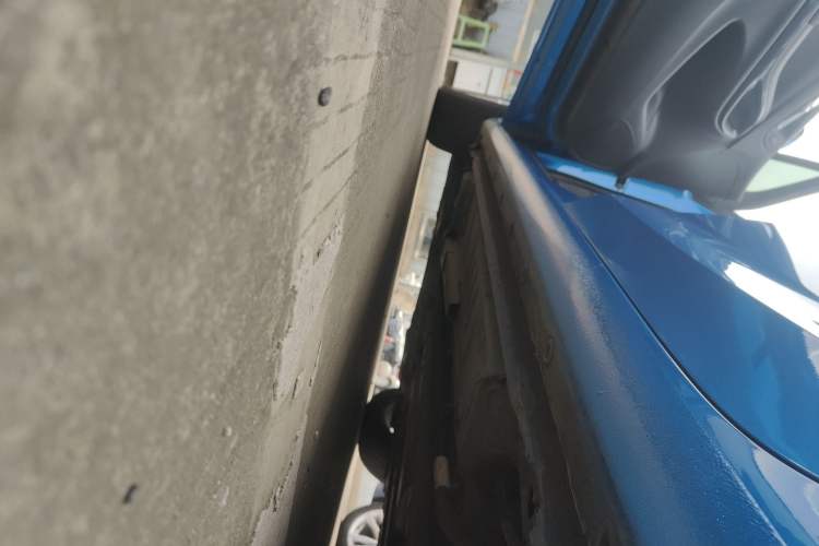 Used Buick Verano 2016 Hatchback 15S Automatic Ambition Model Left Side Sill