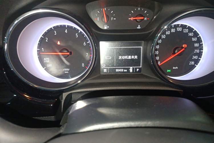 Used Buick Verano 2016 Hatchback GS 20T Dual-Clutch Passionate Sporty Model Odometer Close Up