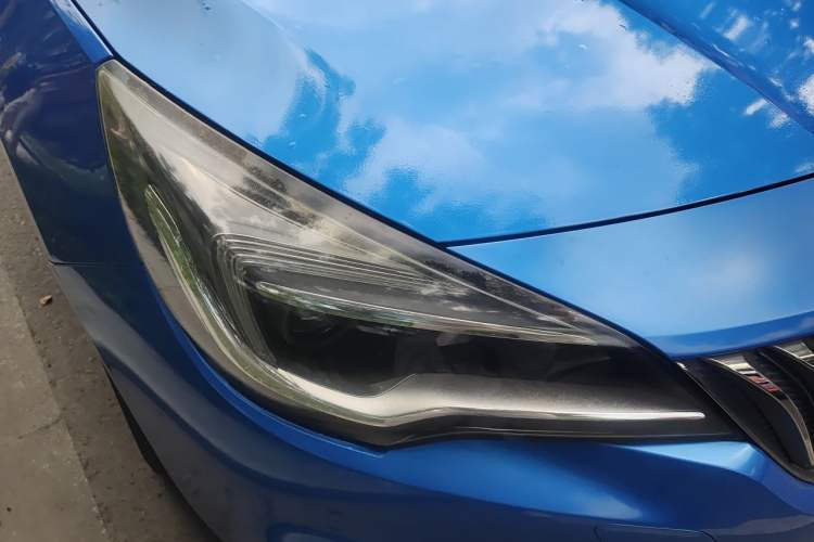 Used Buick Verano 2016 Hatchback 15S Automatic Ambition Model Right Front Headlight