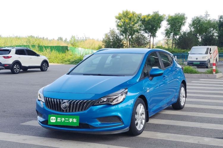 Ojetý Buick Verano 2016 Hatchback 15S Automatic Leading Model Guazi used car, China used car export, Used car for sale, Used  cars, Cheapest cars for sale