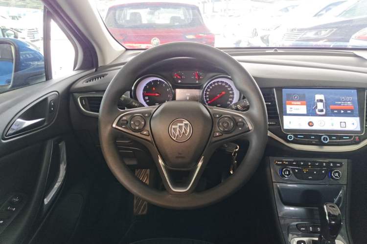 Used Buick Verano 2016 Hatchback 15S Automatic Leading Model Steering Wheel