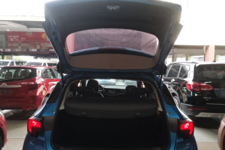 Used Buick Verano 2016 Hatchback 15S Automatic Leading Model Trunk