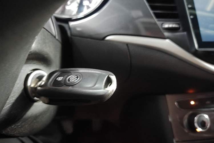 Used Buick Verano 2016 Hatchback 15S Automatic Ambition Model Vehicle Key