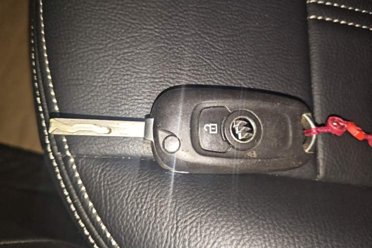 Used Buick Verano 2016 Hatchback 15S Automatic Ambition Model Vehicle Key