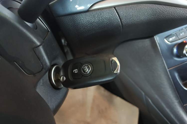 Used Buick Verano 2016 Hatchback 15S Automatic Leading Model Vehicle Key