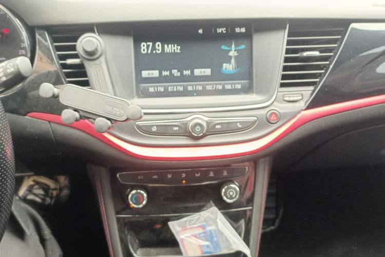 Used Buick Verano 2016 Two-Door GS 20T Dual-Clutch Haoting Sporty Model Audio And AC Panel