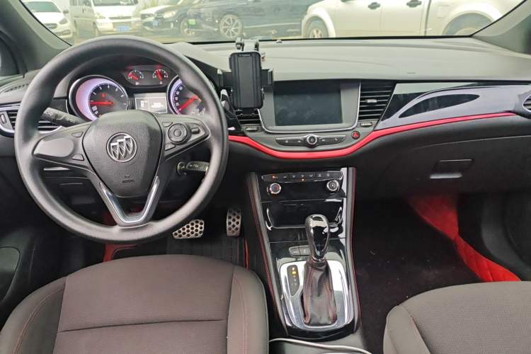 Used Buick Verano 2016 Two-Door GS 20T Dual-Clutch Haoting Sporty Model Center Console