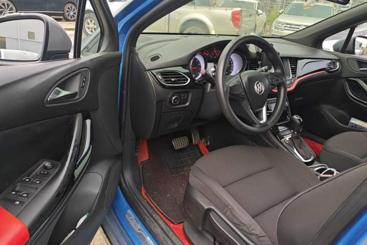 Used Buick Verano 2016 Two-Door GS 20T Dual-Clutch Haoting Sporty Model Driver Seat