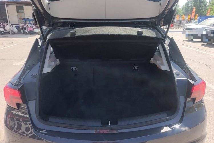 Used Buick Verano 2016 Hatchback 15S Automatic Leading Model Trunk