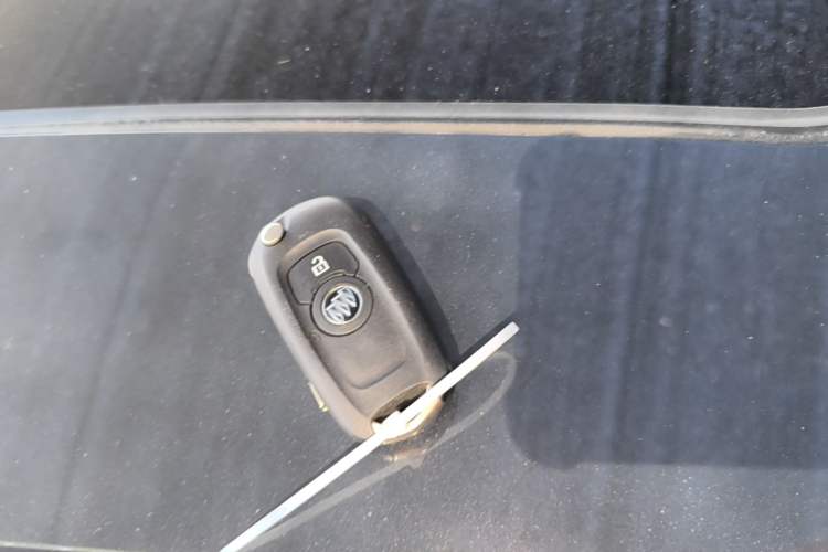 Used Buick Verano 2016 Hatchback 15S Automatic Leading Model Vehicle Key