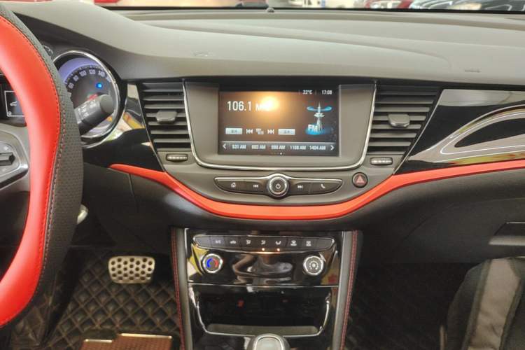 Used Buick Verano 2016 Two-Door GS 20T Dual-Clutch Haoting Sporty Model Audio And AC Panel