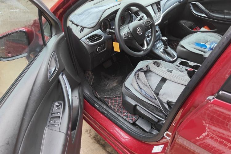 Used Buick Verano 2016 Hatchback 15S Automatic Leading Model Driver Seat