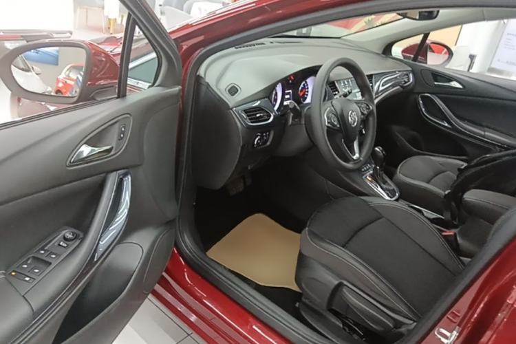Used Buick Verano 2016 Hatchback 15S Automatic Leading Model Driver Seat
