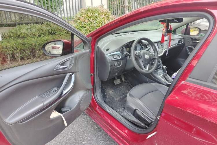Used Buick Verano 2016 Hatchback 15S Automatic Leading Model Driver Seat